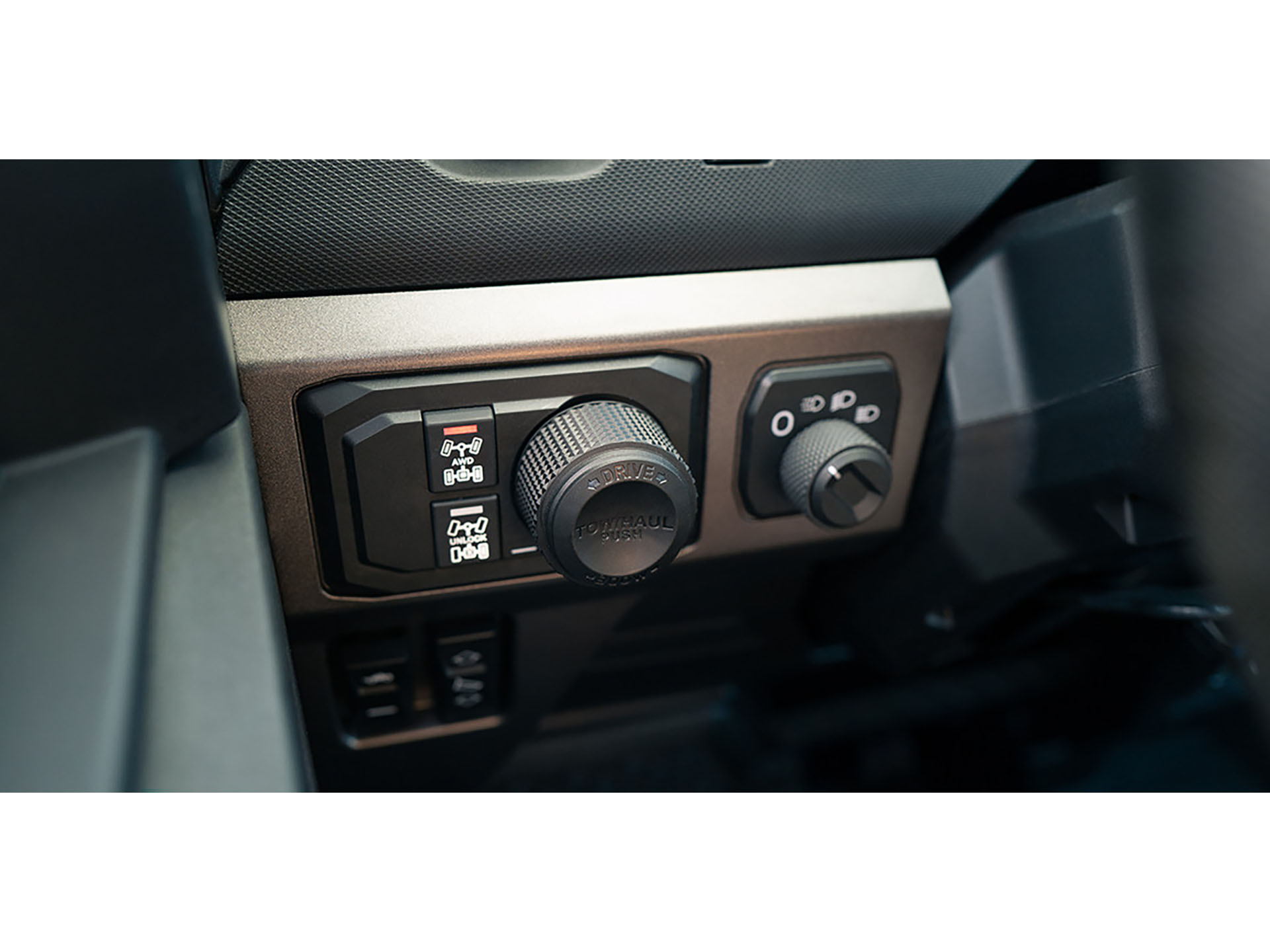 2024 Polaris Ranger Crew XD 1500 Premium - View 3