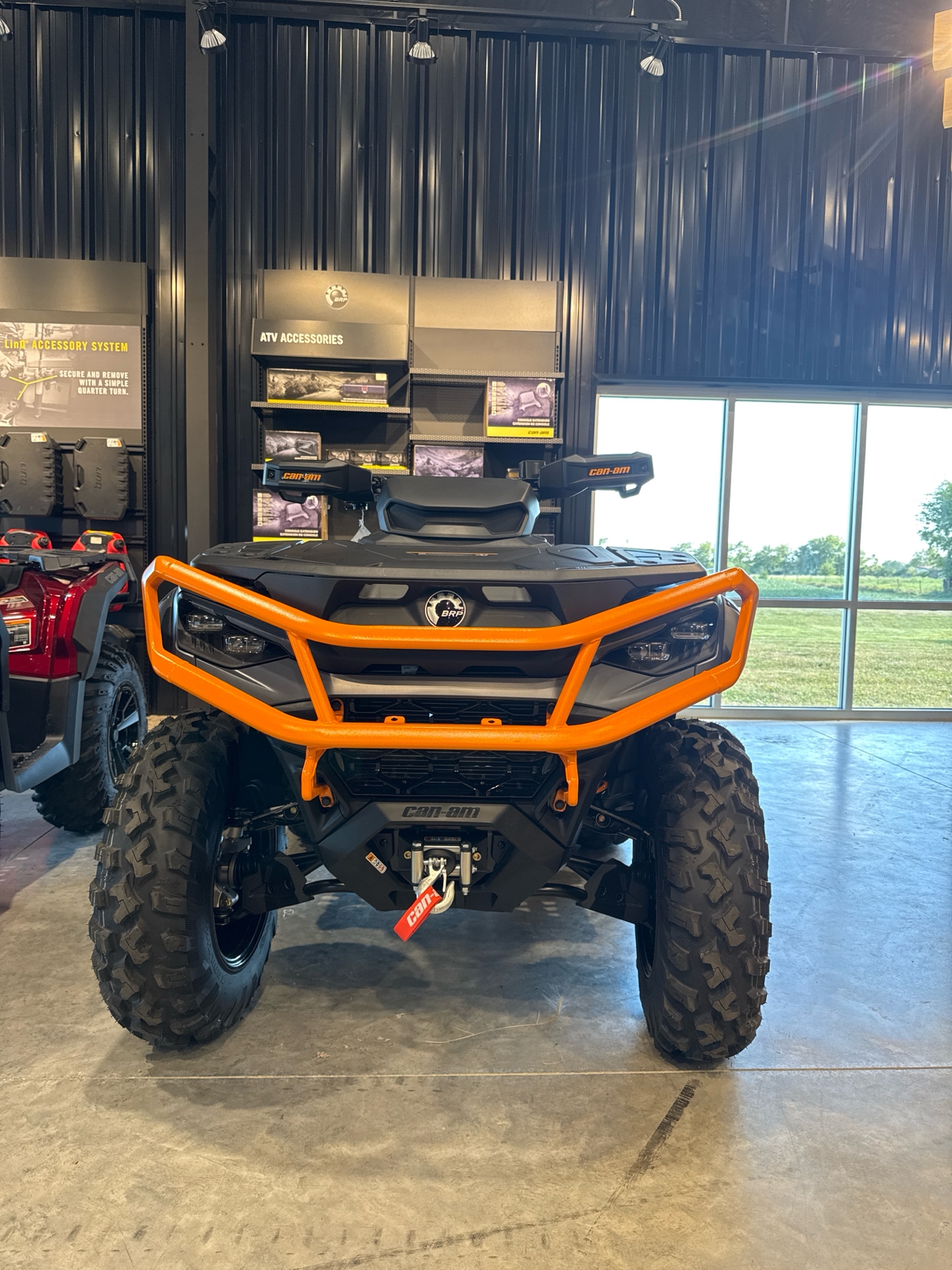 2025 Can-Am Outlander XT-P 1000R - View 9