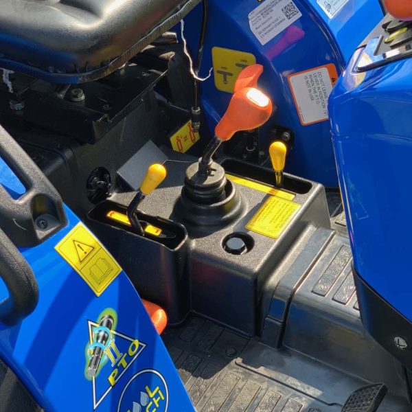Solis 26 Compact Tractor - View 4