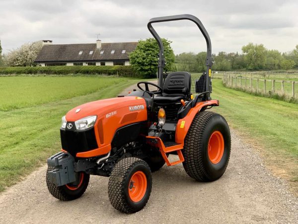 Kubota B2311 - View 2