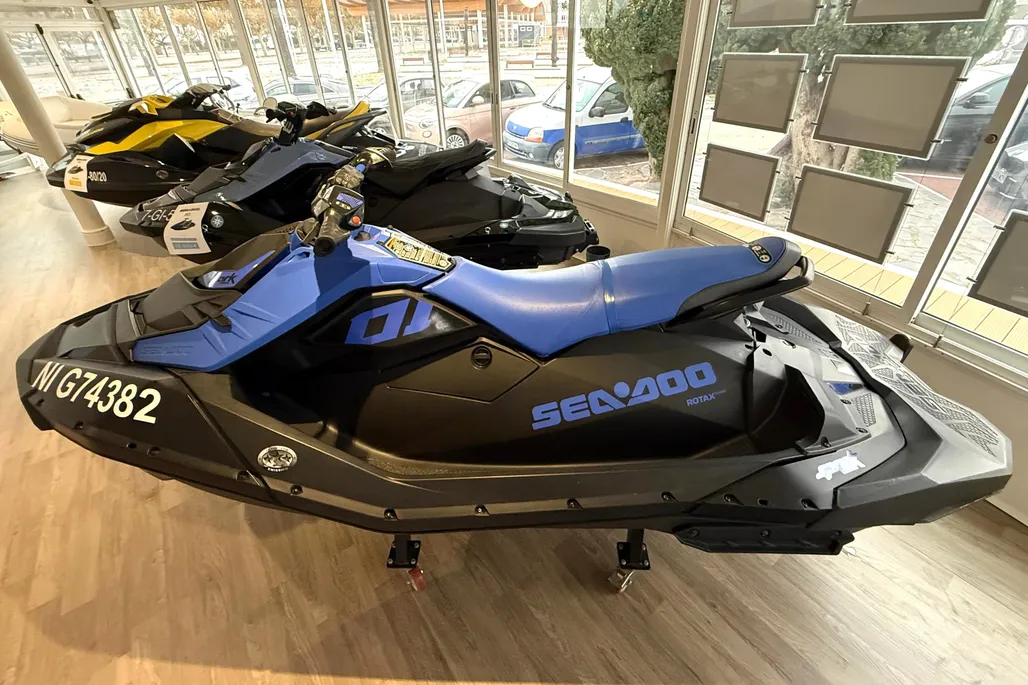 2022 Sea-Doo Spark Trixx 3up