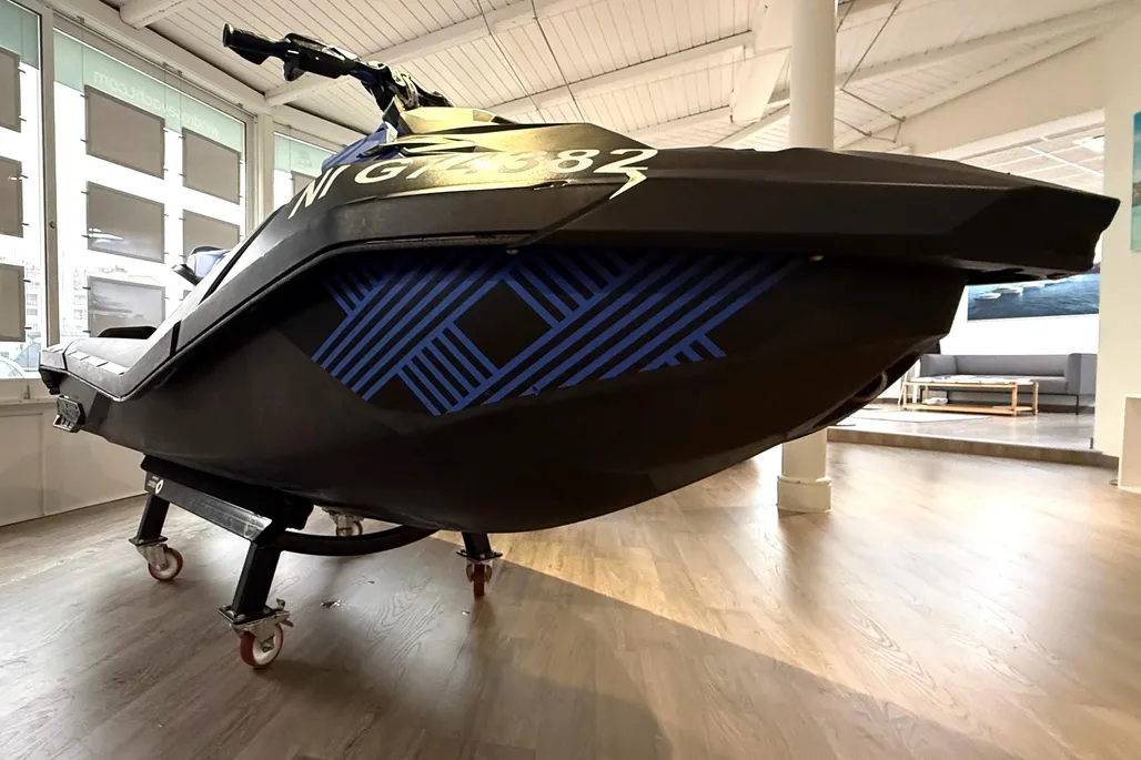 2022 Sea-Doo Spark Trixx 3up - View 6